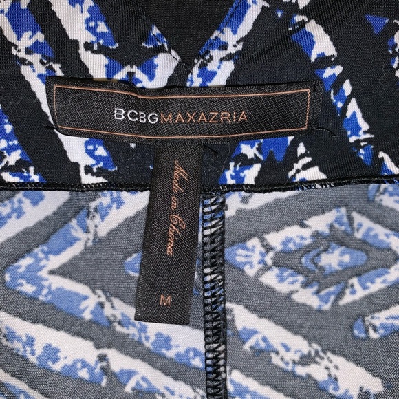 BCBGMaxAzria Aztec Print Shift Dress - Picture 4 of 5